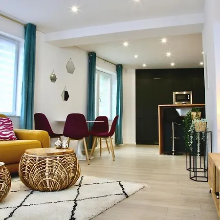 La Loge En Or - Parking Public - Triplex - Proche Centre Et Autoroute * Lens